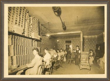 Rush Park Seed Co. seed display box, Independence, Iowa